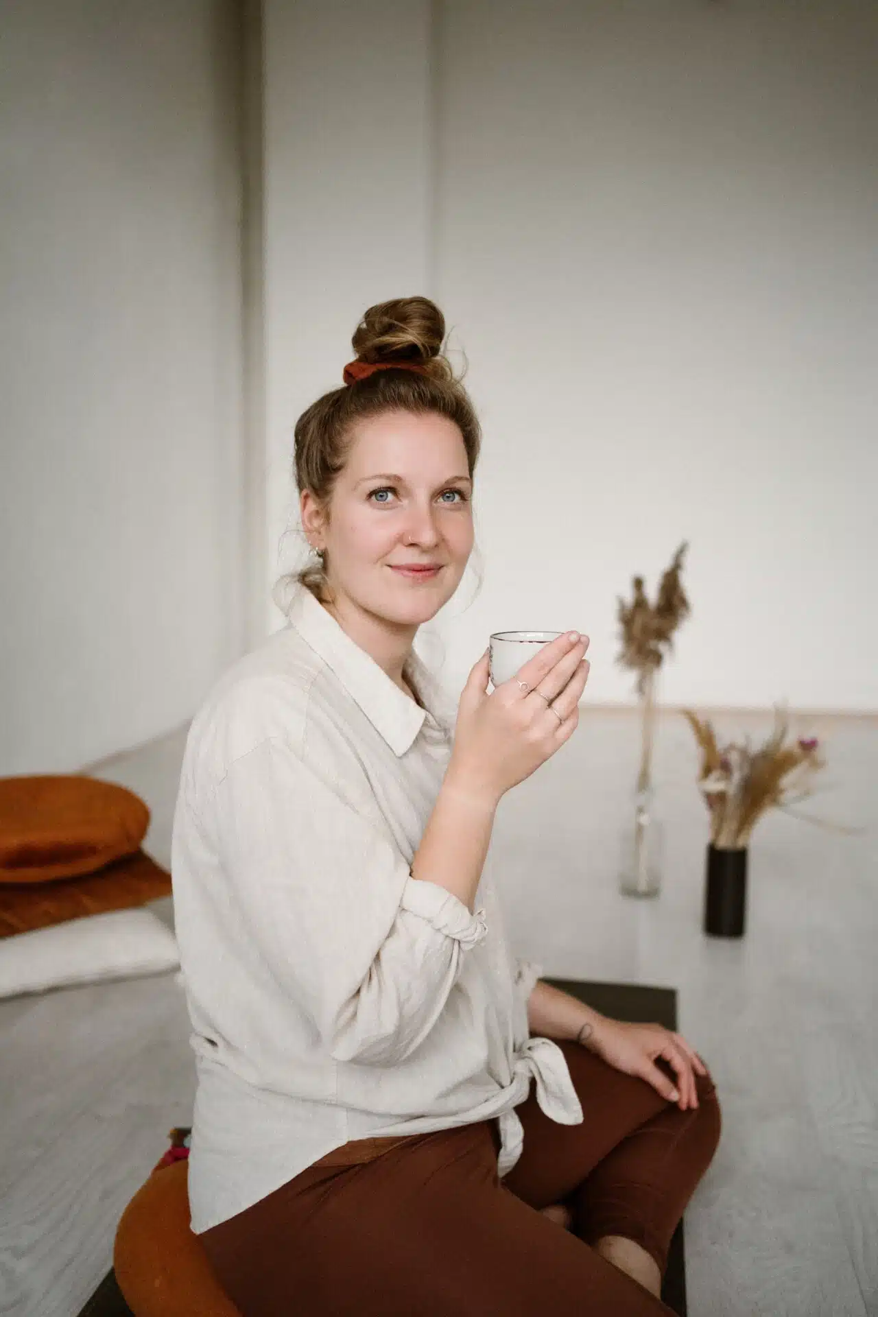 Laura Louise - Online Yogajuf