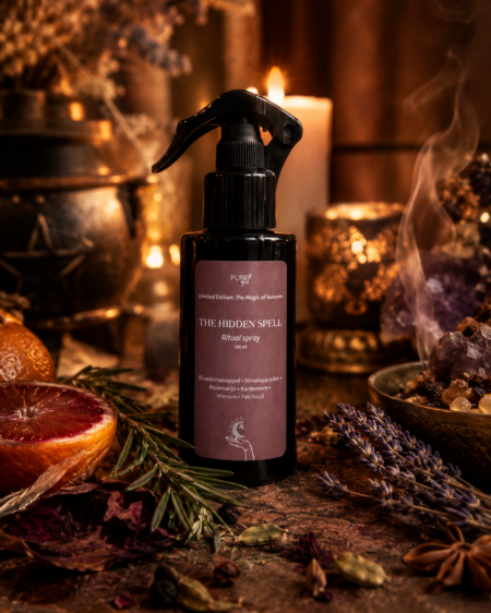The Hidden Spell - Limited Edition Ritual spray van PURE by Me - The Magic of Autumn